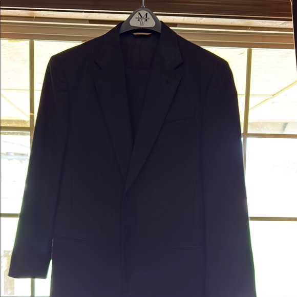 Donna Karan Men's Black Pinstripe Blazer - Picture 2 of 2